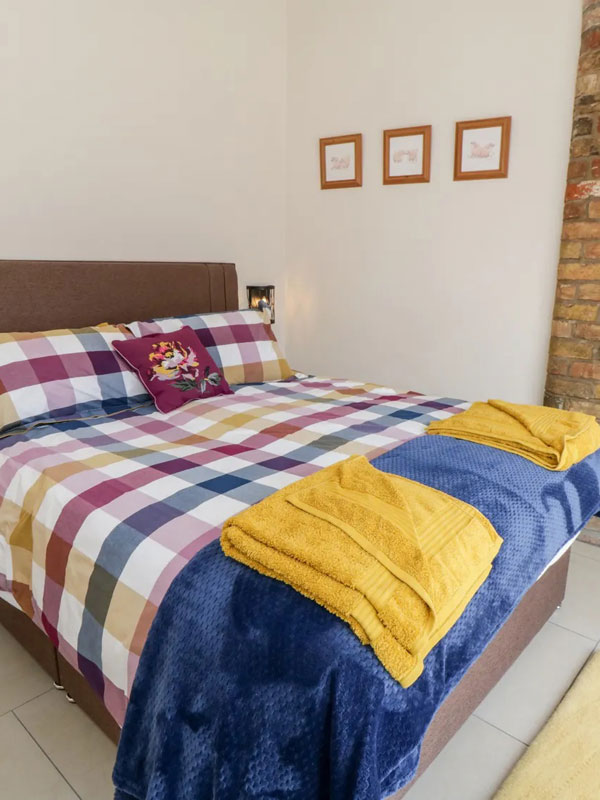 Plough Cottage - Double Bedroom