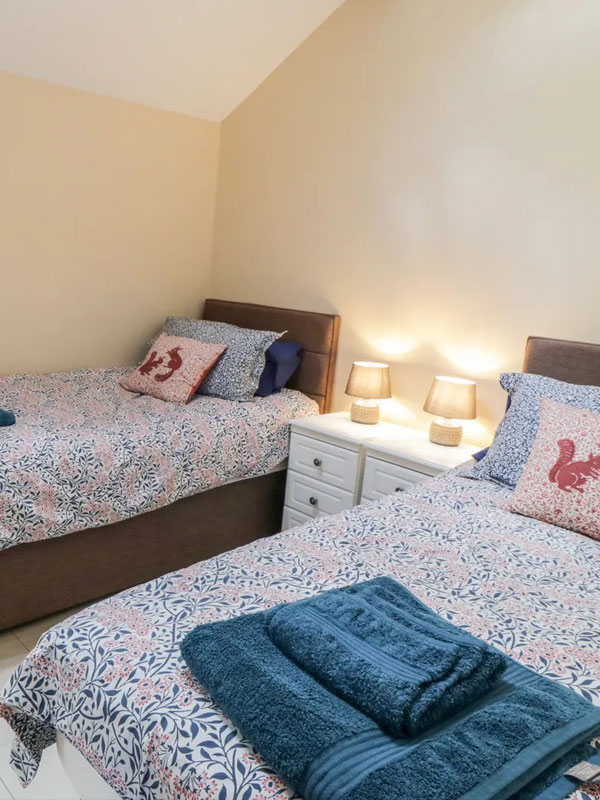 The Stables - Twin Bedroom